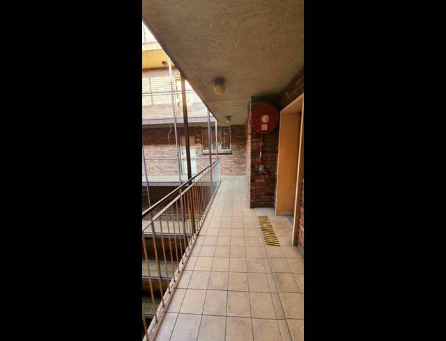 3 BEDROOM APARTMENT FOR SALE IN BEREA PARK